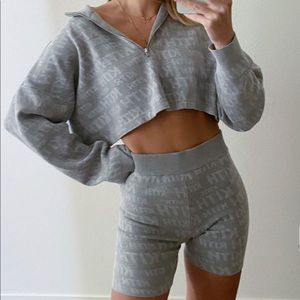 Gray Kith knit set. Xs bottoms M top.
